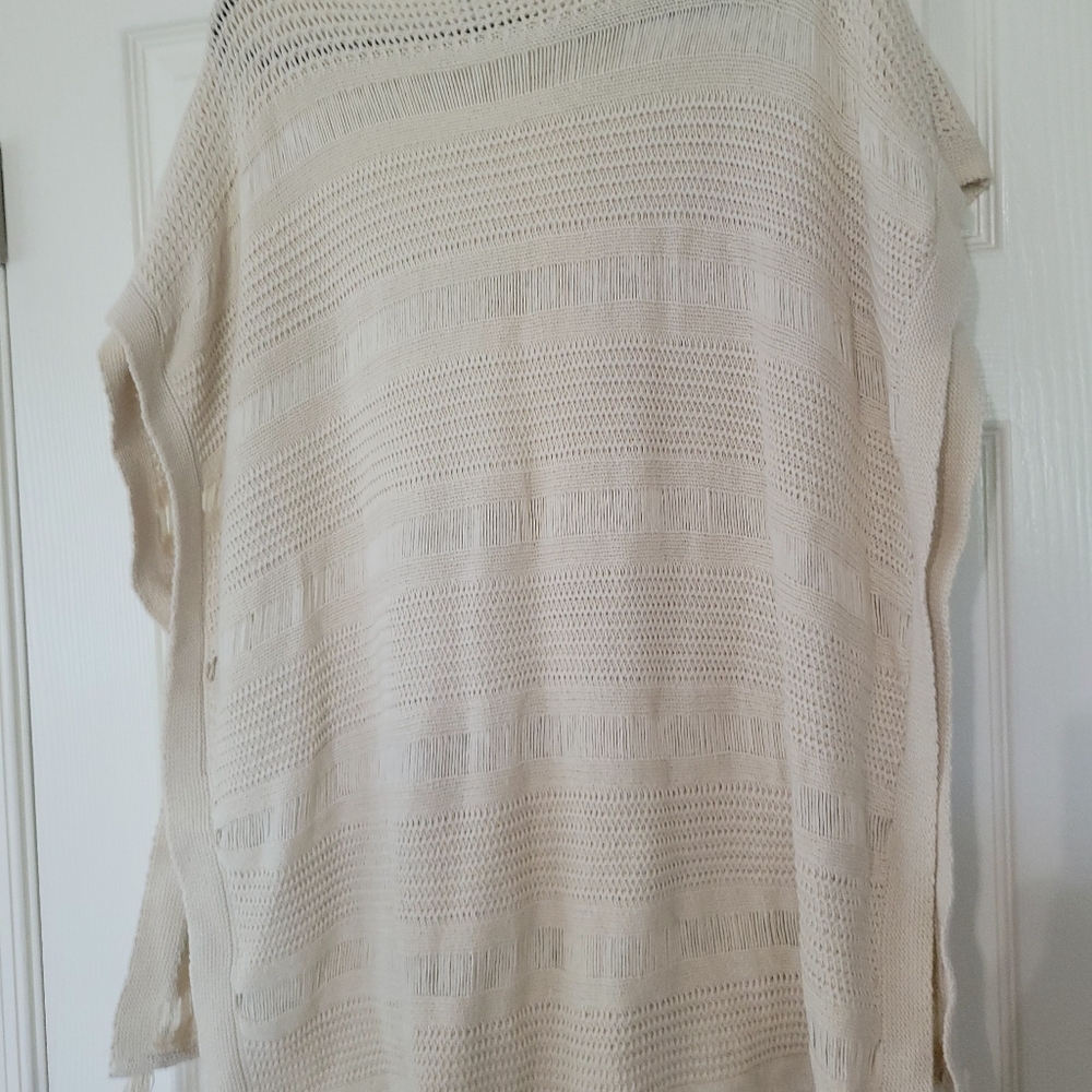 Lucky Brand Loose Knit Natural White Boxy Pullover Poncho Boho Sweater Medium - Picture 4 of 4